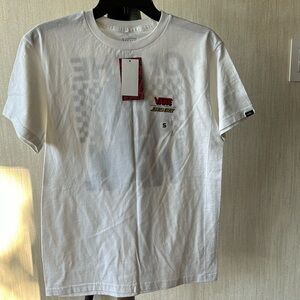 BNWT Vans Santa Cruz t-shirt, Size S